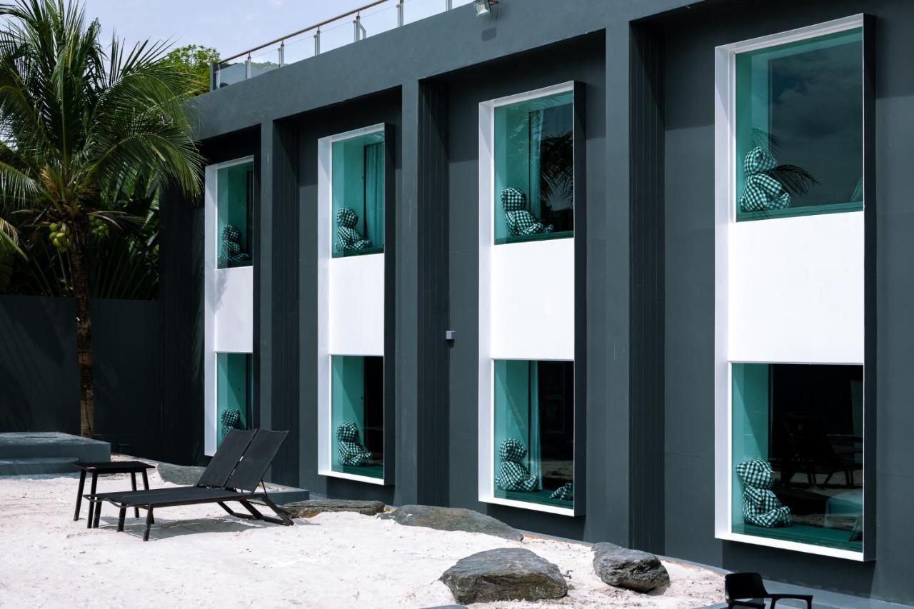 Foto Hotel Phuket Beachfront Kültér fotó The Beach Villas