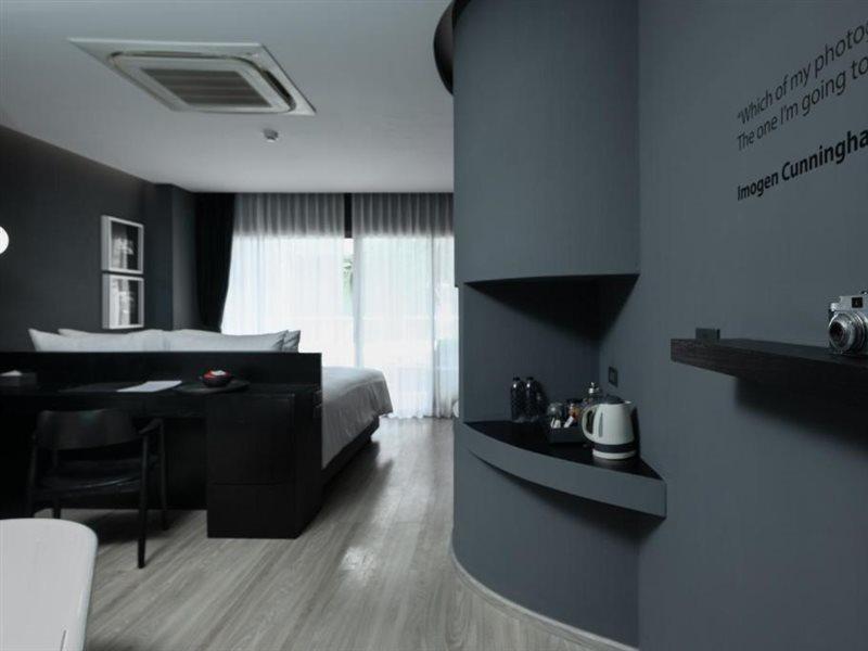 Foto Hotel Phuket Beachfront Kültér fotó Deluxe Room